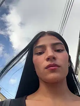 Snapshot of Ema_Rose_ chatting on December 2025 10:06:02 PM Ema Rose online show from December 2025 10:06:02 PM