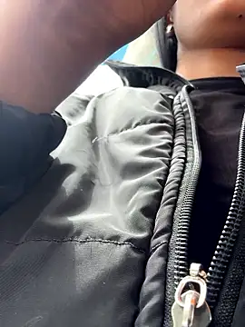 Snapshot of Ema_Rose_ chatting on January 2026 04:23:02 PM Ema Rose online show from January 2026 04:23:02 PM