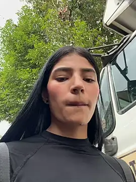 Snapshot of Ema_Rose_ chatting on January 2026 07:40:01 PM Ema Rose online show from January 2026 07:40:01 PM