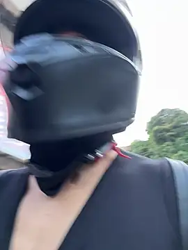 Snapshot of Ema_Rose_ chatting on January 2026 09:51:02 PM Ema Rose online show from January 2026 09:51:02 PM