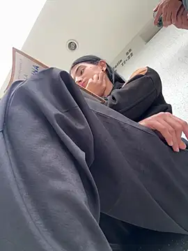 Snapshot of Ema_Rose_ chatting on February 2026 07:34:02 PM Ema Rose online show from February 2026 07:34:02 PM