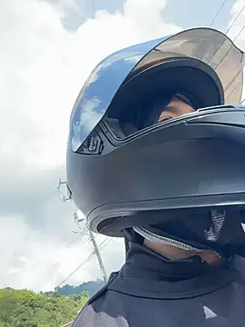 Snapshot of Ema_Rose_ chatting on February 2026 06:58:01 PM Ema Rose online show from February 2026 06:58:01 PM