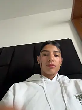 Snapshot of Ema_Rose_ chatting on February 2026 08:38:02 PM Ema Rose online show from February 2026 08:38:02 PM