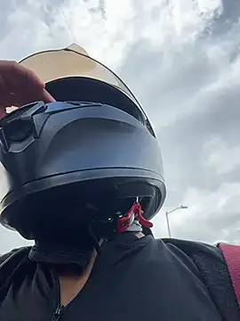 Snapshot of Ema_Rose_ chatting on February 2026 07:10:01 PM Ema Rose online show from February 2026 07:10:01 PM