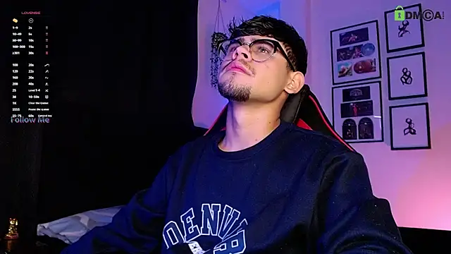 isaac saenzs online show from January 2026 09:30:02 PM