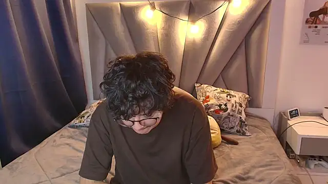 VelvetKai nom online show from April 2026 02:39:01 AM