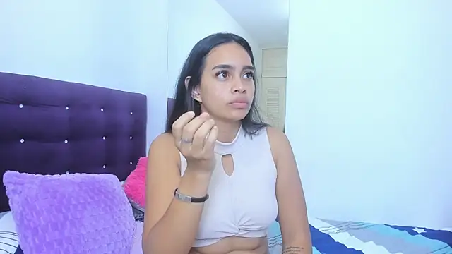 Snapshot of Megansweetcome chatting on March 2026 12:08:01 PM Megansweetcome online show from March 2026 12:08:01 PM