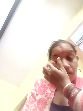 Snapshot of Karishma_singh chatting on February 2026 03:54:02 PM Karishma singh online show from February 2026 03:54:02 PM