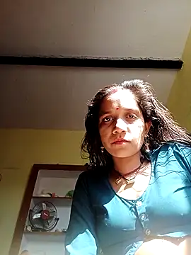 Snapshot of Karishma_singh chatting on February 2026 08:07:01 AM Karishma singh online show from February 2026 08:07:01 AM