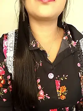 Deshi bhabhi143 online show from May 2026 06:19:01 AM