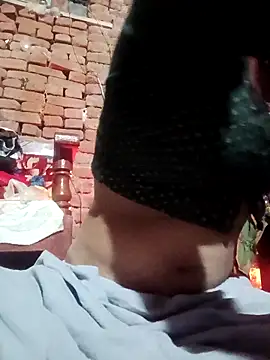 Snapshot of Fency_Love143 chatting on February 2026 02:43:02 PM Fency Love143 online show from February 2026 02:43:02 PM