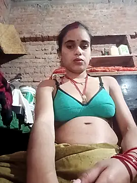 Snapshot of Fency_Love143 chatting on February 2026 11:47:02 AM Fency Love143 online show from February 2026 11:47:02 AM