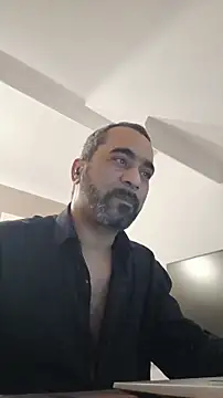 Snapshot of masterskorp chatting on January 2026 06:18:02 AM masterskorp online show from January 2026 06:18:02 AM