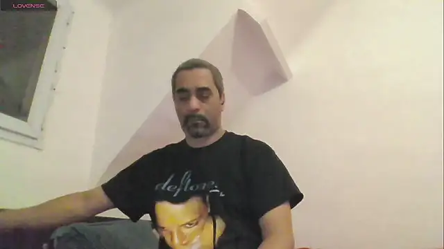 Snapshot of masterskorp chatting on January 2026 07:23:01 PM masterskorp online show from January 2026 07:23:01 PM