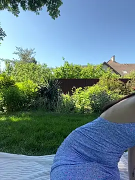 LuxBrunette  online show from June 2026 06:20:01 AM