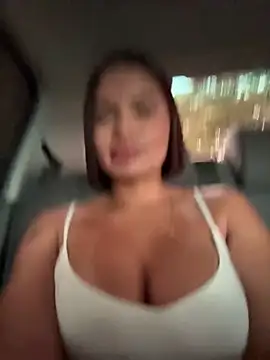 Snapshot of Irina_Velvett chatting on February 2026 10:04:02 PM Irina Velvett online show from February 2026 10:04:02 PM