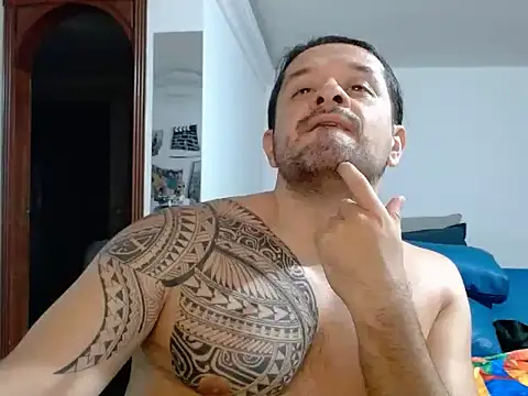 Snapshot of gonzzohunterr chatting on February 2026 02:50:02 AM gonzzohunterr online show from February 2026 02:50:02 AM