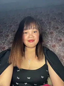 Snapshot of Wendy-2 chatting on February 2026 03:37:02 PM Wendy-2 online show from February 2026 03:37:02 PM