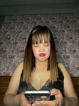 Snapshot of Wendy-2 chatting on February 2026 07:49:01 AM Wendy-2 online show from February 2026 07:49:01 AM