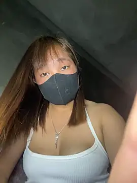 Snapshot of Wendy-2 chatting on February 2026 03:51:02 AM Wendy-2 online show from February 2026 03:51:02 AM