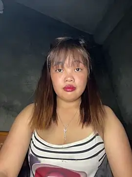 Snapshot of Wendy-2 chatting on February 2026 07:29:02 AM Wendy-2 online show from February 2026 07:29:02 AM