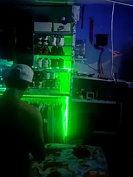 Snapshot of RealEl23 chatting on April 2026 08:01:02 AM RealEl23 online show from April 2026 08:01:02 AM