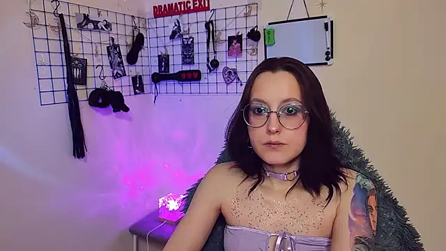 XXGoddessLXX online show from February 2026 06:27:01 PM