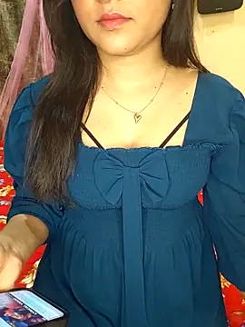 Saumyy online show from April 2026 04:51:02 PM