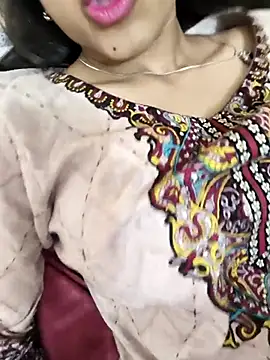 Yours-Zeenat online show from April 2026 10:18:01 AM