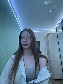 Eseniya  online show from March 2026 01:17:02 PM