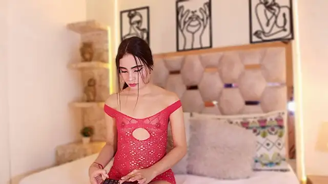 Sophieh Sweet online show from February 2026 03:54:01 AM