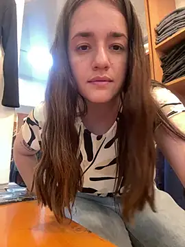 Snapshot of lele202526 chatting on March 2026 06:56:01 PM lele202526 online show from March 2026 06:56:01 PM