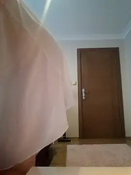 Snapshot of tutku01show chatting on May 2026 04:12:01 PM tutku01show online show from May 2026 04:12:01 PM