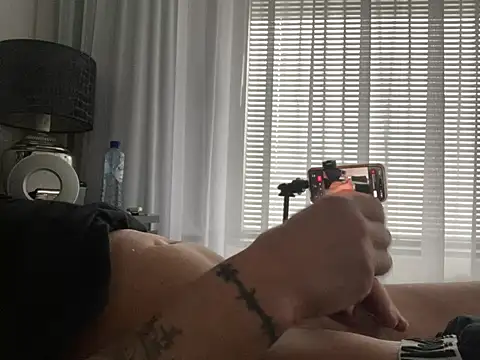 Snapshot of friemeldepiemel chatting on February 2026 02:35:01 PM friemeldepiemel online show from February 2026 02:35:01 PM