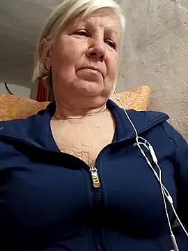 KlaudiaDarling online show from February 2026 07:35:01 PM