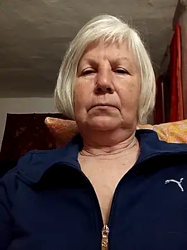 KlaudiaDarling online show from March 2026 01:05:01 AM