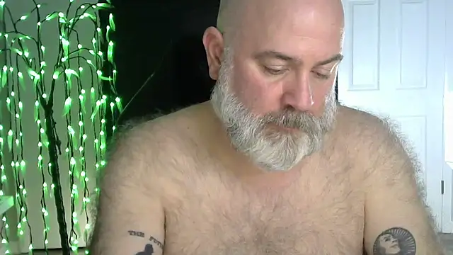 XJJ77x online show from April 2026 01:47:01 AM