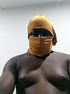 Snapshot of Bra-G chatting on February 2026 11:00:01 PM Bra-G online show from February 2026 11:00:01 PM