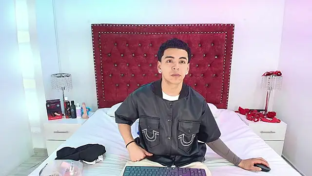 Jaden and sofia online show from July 2026 03:13:01 AM