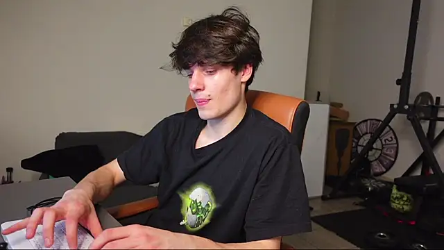 Daniel Shawnn online show from January 2026 02:11:01 PM