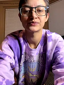 Snapshot of FaiiryArii chatting on January 2026 07:10:02 AM FaiiryArii online show from January 2026 07:10:02 AM