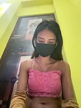 Snapshot of Beauty-pi chatting on February 2026 07:12:01 PM Beauty-pi online show from February 2026 07:12:01 PM