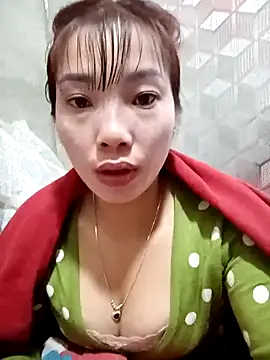 yeutinh00 online show from January 2026 12:26:01 AM