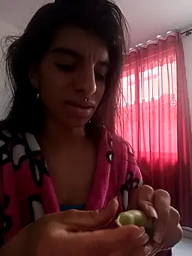 Alma Kieran online show from February 2026 07:12:01 PM