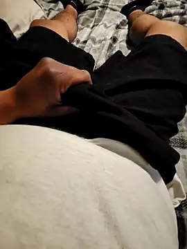 Snapshot of 115gunz chatting on February 2026 07:10:01 PM 115gunz online show from February 2026 07:10:01 PM