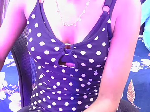 your-angel123 online show from February 2026 05:51:02 AM