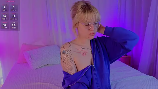 Snapshot of no_1dea chatting on February 2026 08:23:02 AM no 1dea online show from February 2026 08:23:02 AM