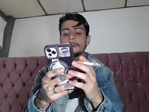 Snapshot of levconnor chatting on February 2026 09:54:01 PM levconnor online show from February 2026 09:54:01 PM