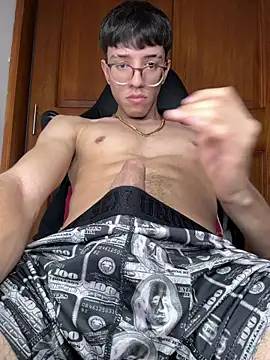 Snapshot of ArthurDavies_ chatting on February 2026 08:33:02 AM ArthurDavies online show from February 2026 08:33:02 AM