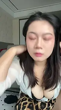 mo-mo-69 online show from May 2026 09:04:01 AM